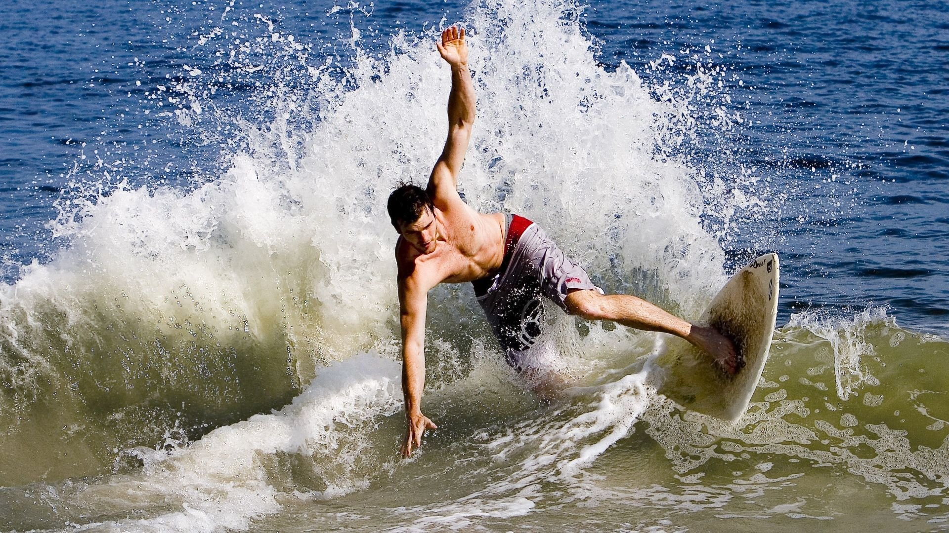 逆转与点燃，泰国队的坚韧与戴资颖的璀璨